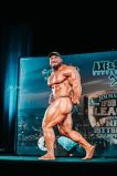 2023-Pittsburgh-pro-guest-posing-Hunter-Labrada